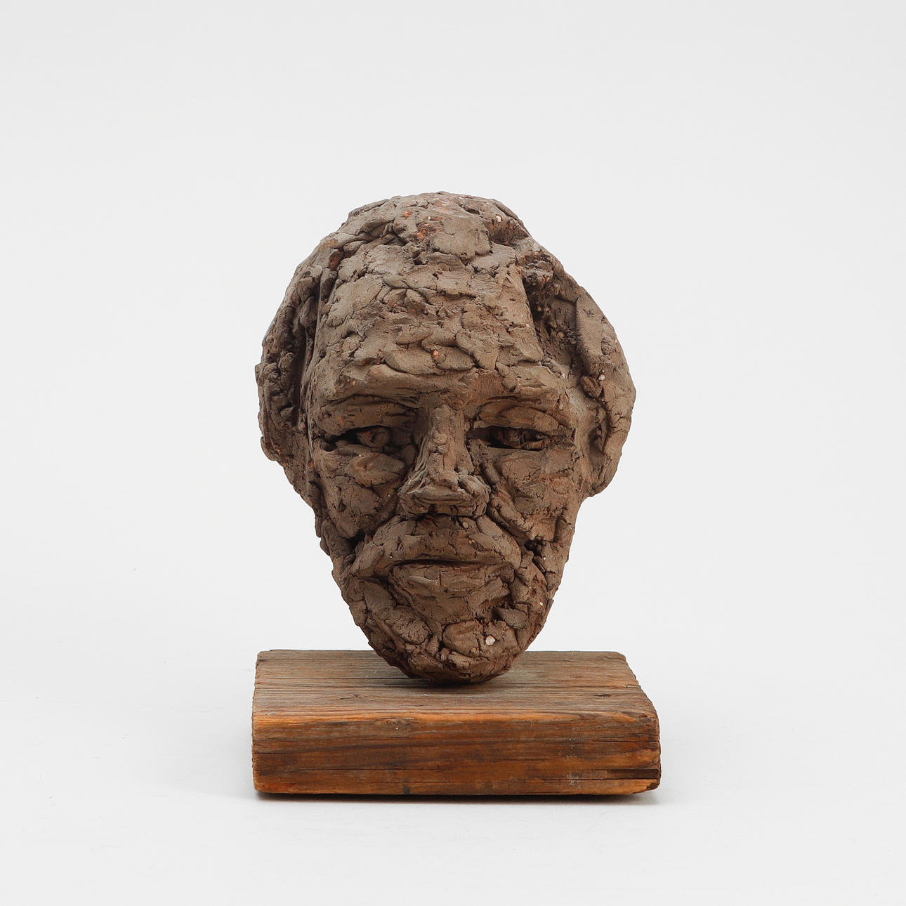 EVERT LINDFORS. Sculpture, terracotta, signed.