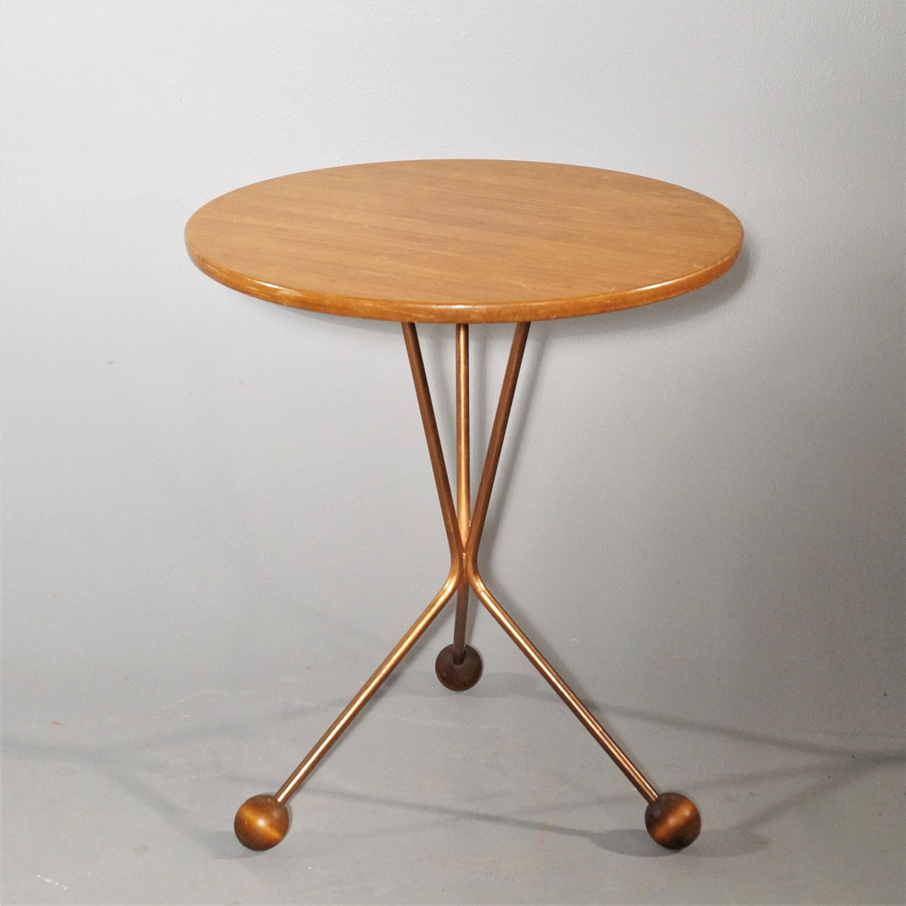 TABLE, "Albertsbordet", Tibro.