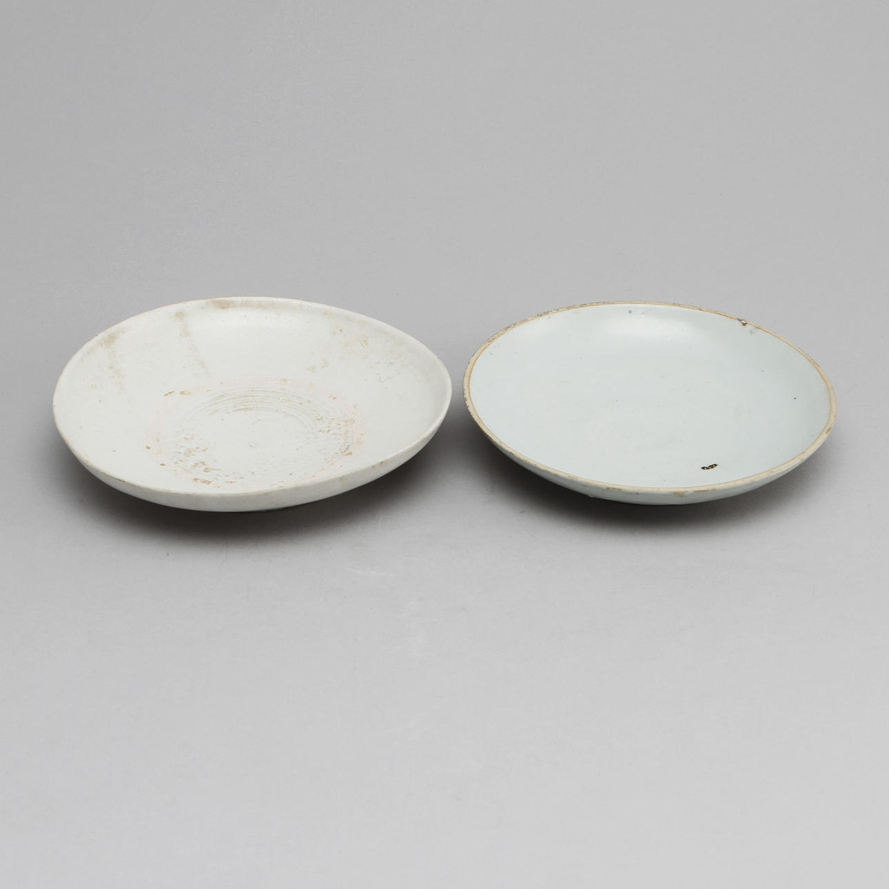 TALLRIKAR, porslin, Ming, Kina.