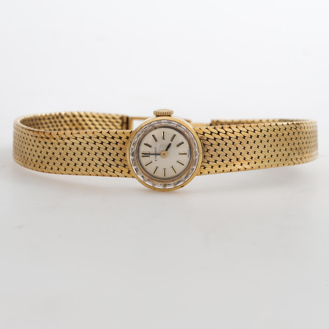 ETERNA Wristwatch, 18K gold manual, 1960s.