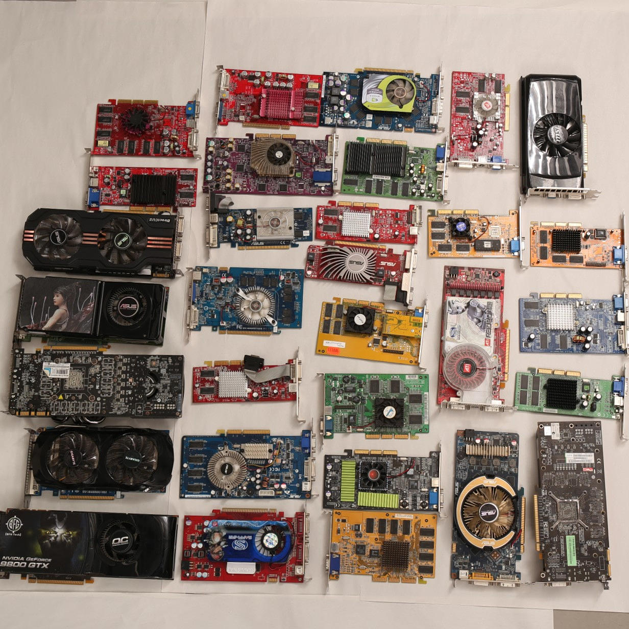 GRAPHICS CARDS, AGP and PCI, among others, Geforce 3Ti 200, Geforce 2 ...