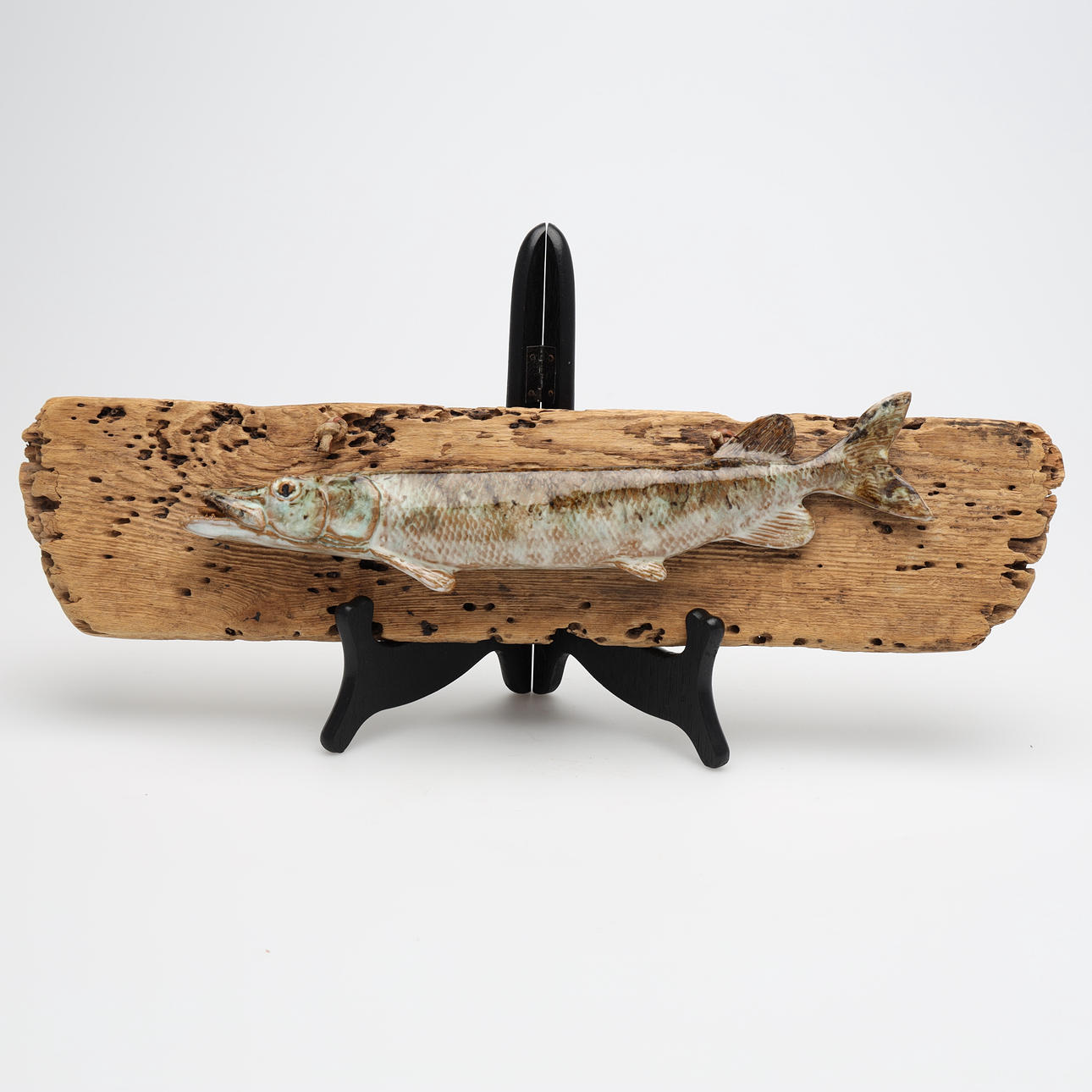 KARIN KYRLIN. FIGURIN, keramik, gädda.