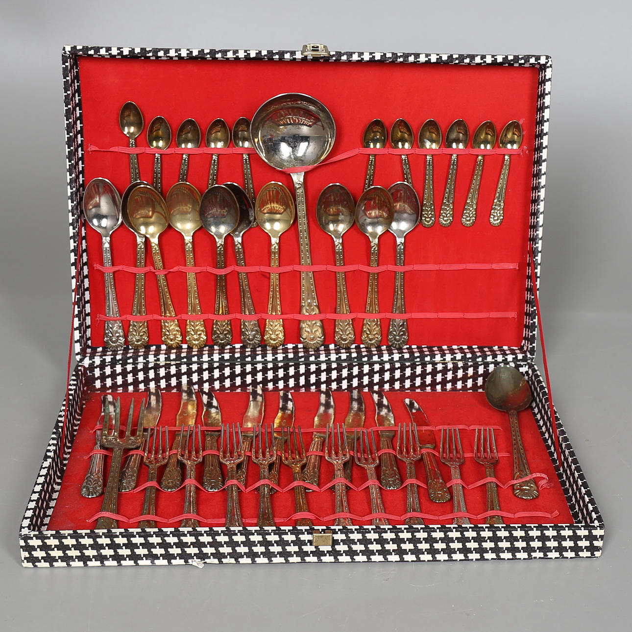 A Collection CUTLERY in box, 44 pcs, EP Zinc, Italy. Silver 