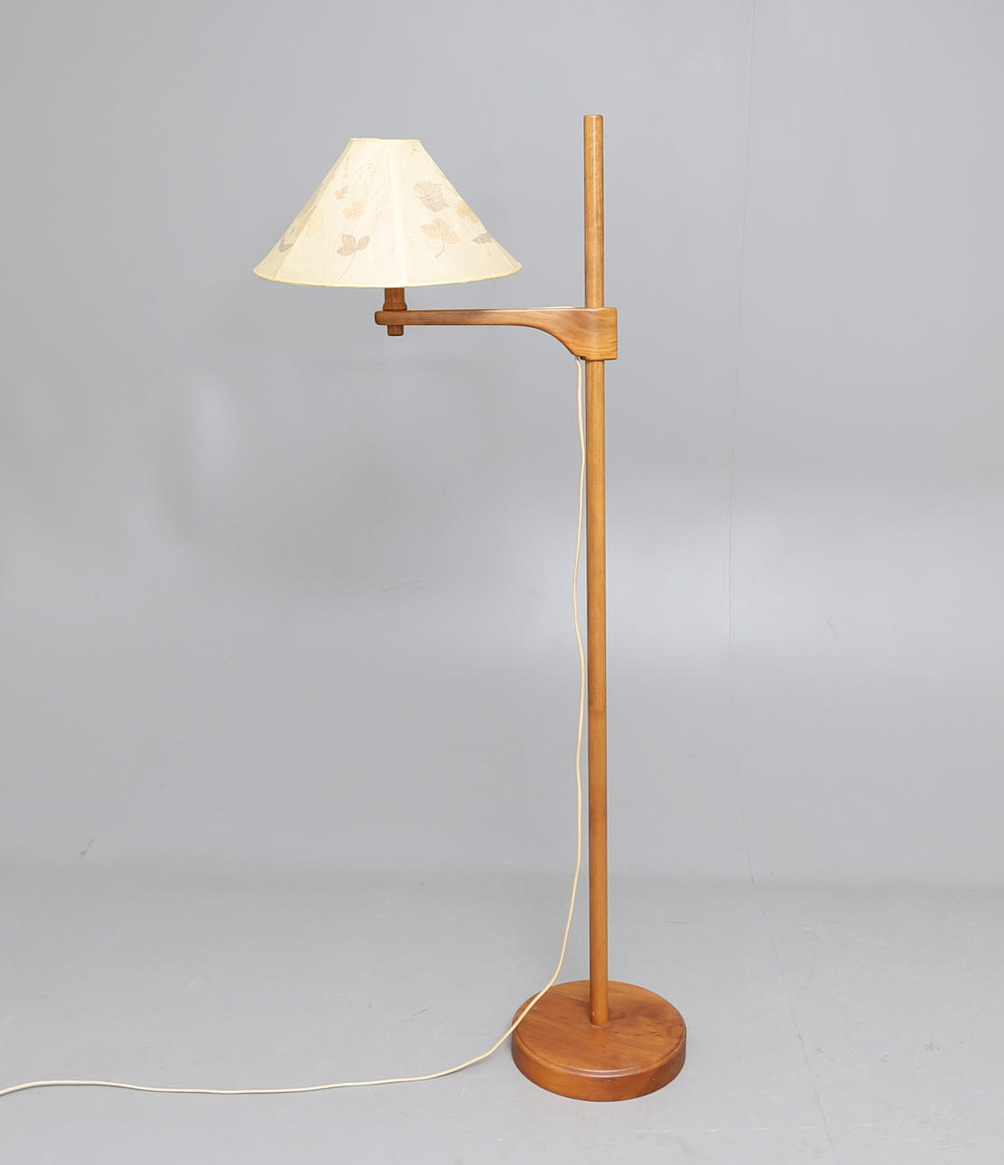GOLVLAMPA, "Staken", design Carl Malmsten.