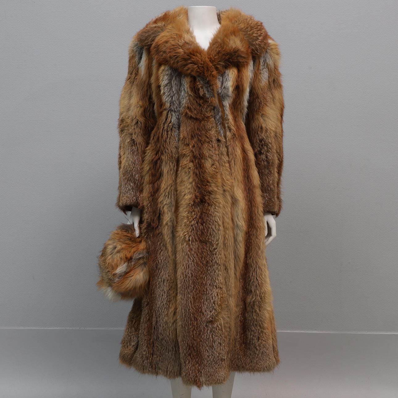 PÄLSKAPPA med mössa, Räv, Johnssons päls, Malmö.