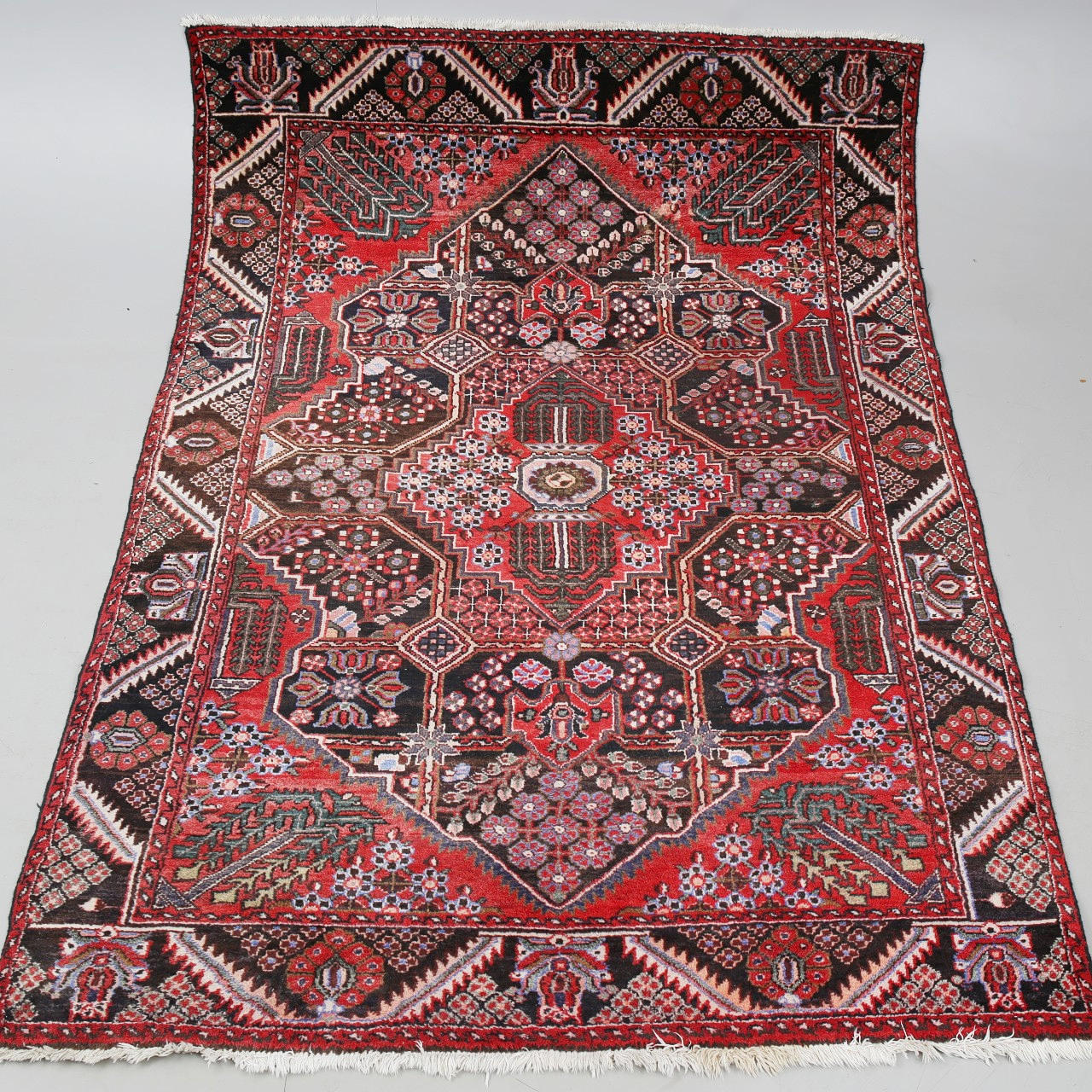 MATTA, Orientalisk, 160x220 cm.