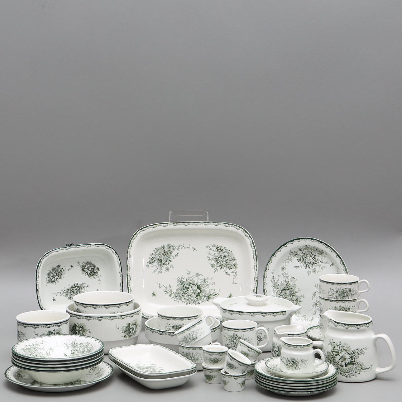 SERVIS, "Grön Anna", Rörstrand, 37 pieces.