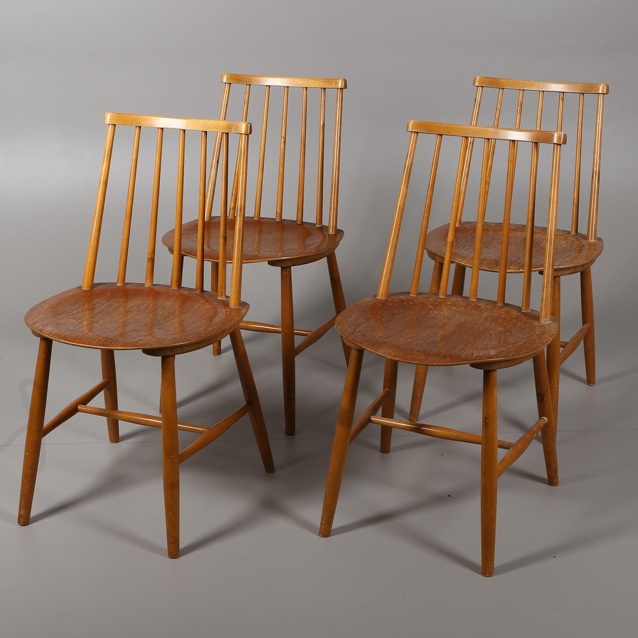 KÖKSSTOLAR, 4 st, trä, osignerade, 1900-tal.