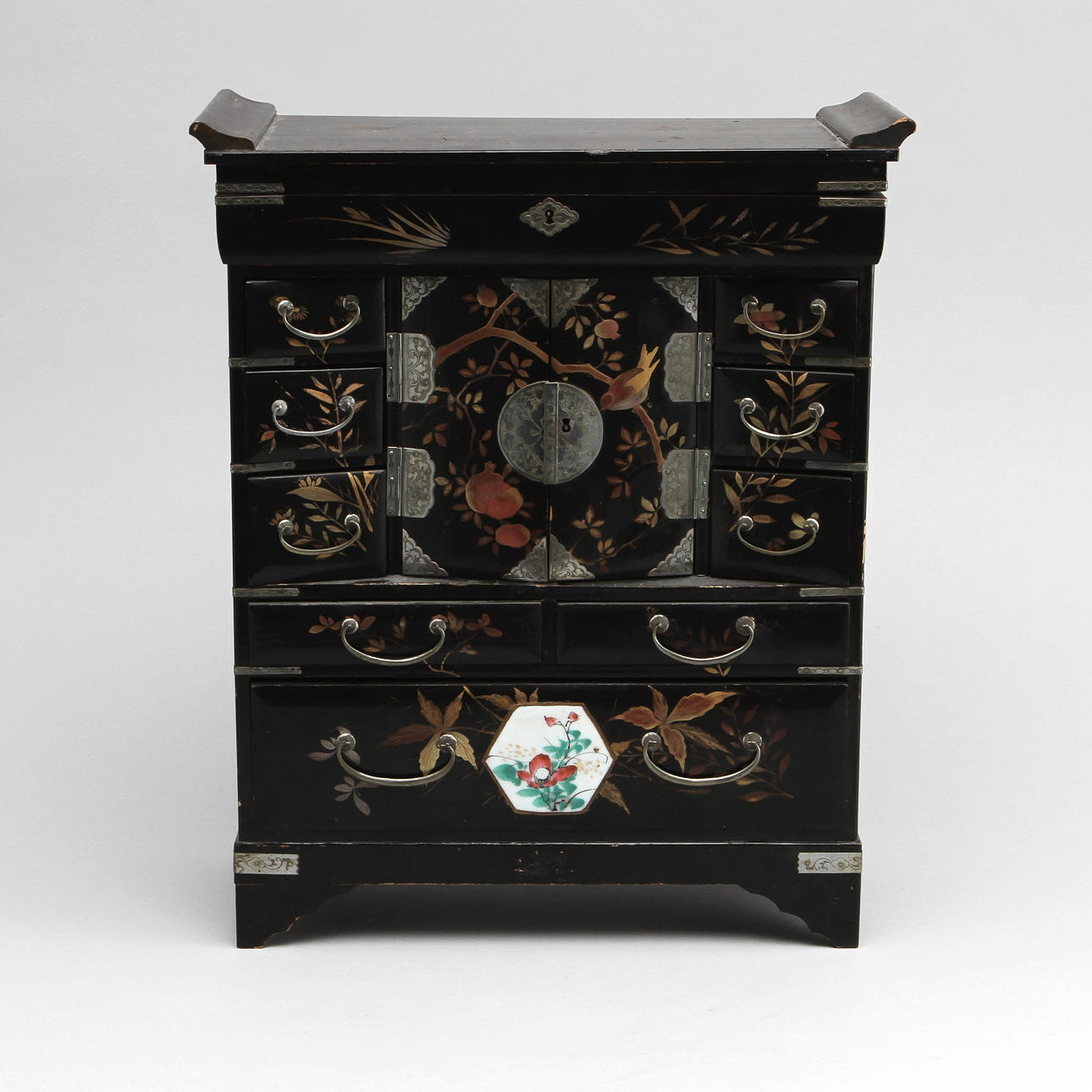 MINIATYRSKÅP, Kina, 1900-tal.