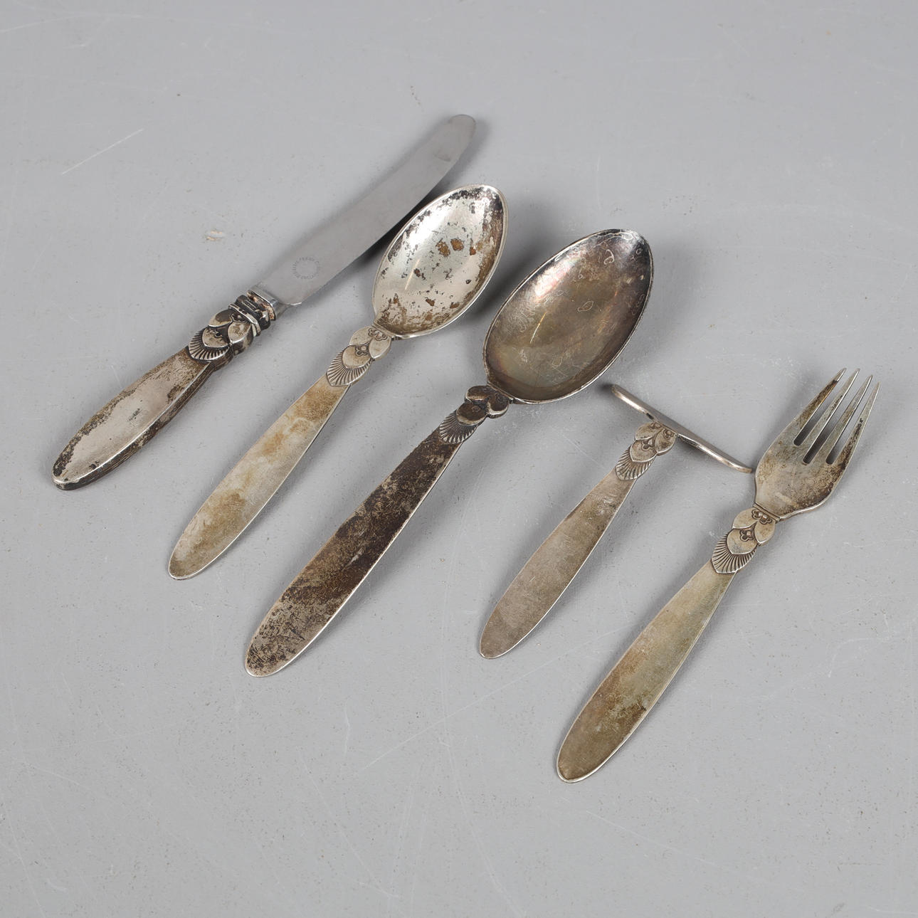 GEORG JENSEN. BARNBESTICK, 5 delar, "Cactus" sterling silver.