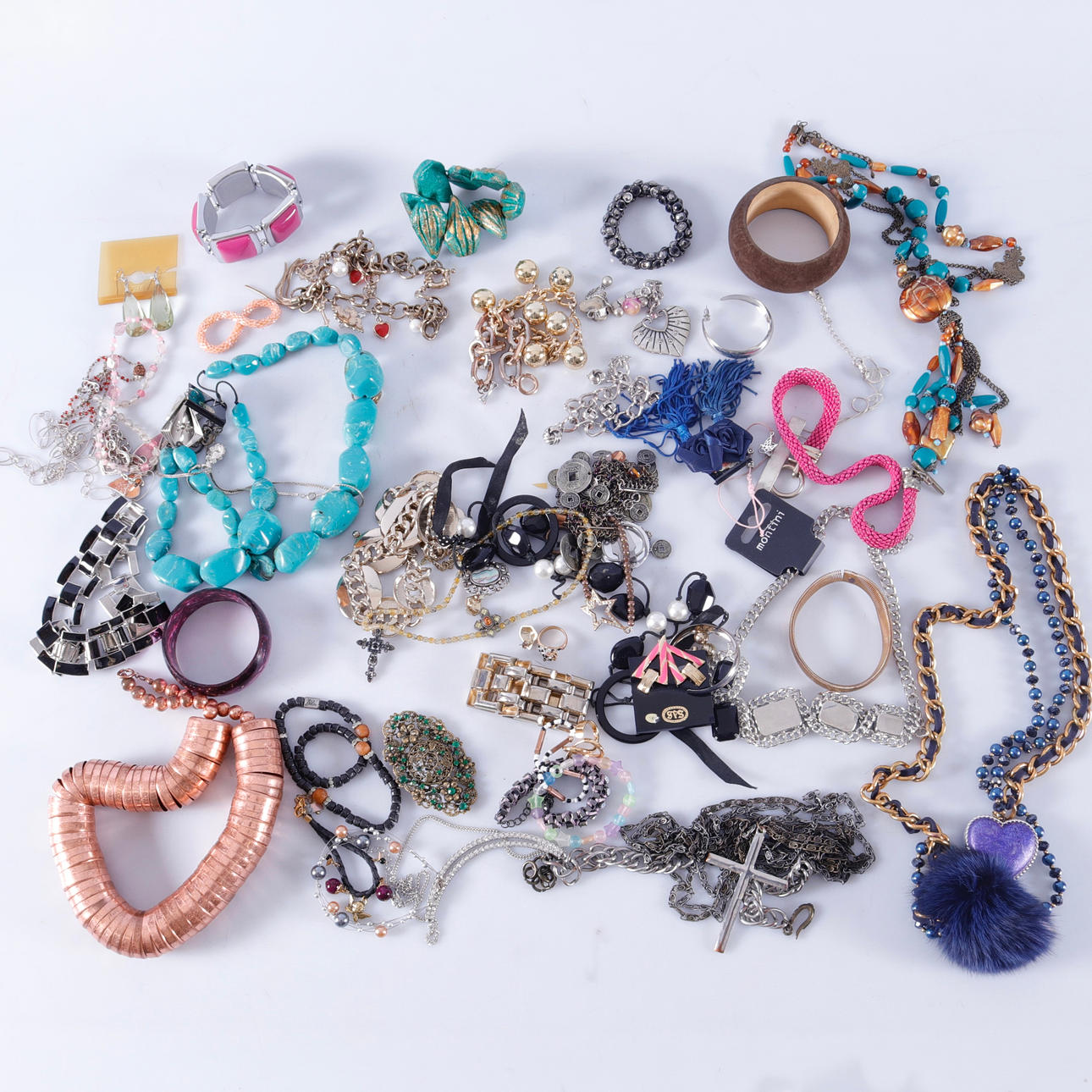 Sæt SMYKKER, en taske.