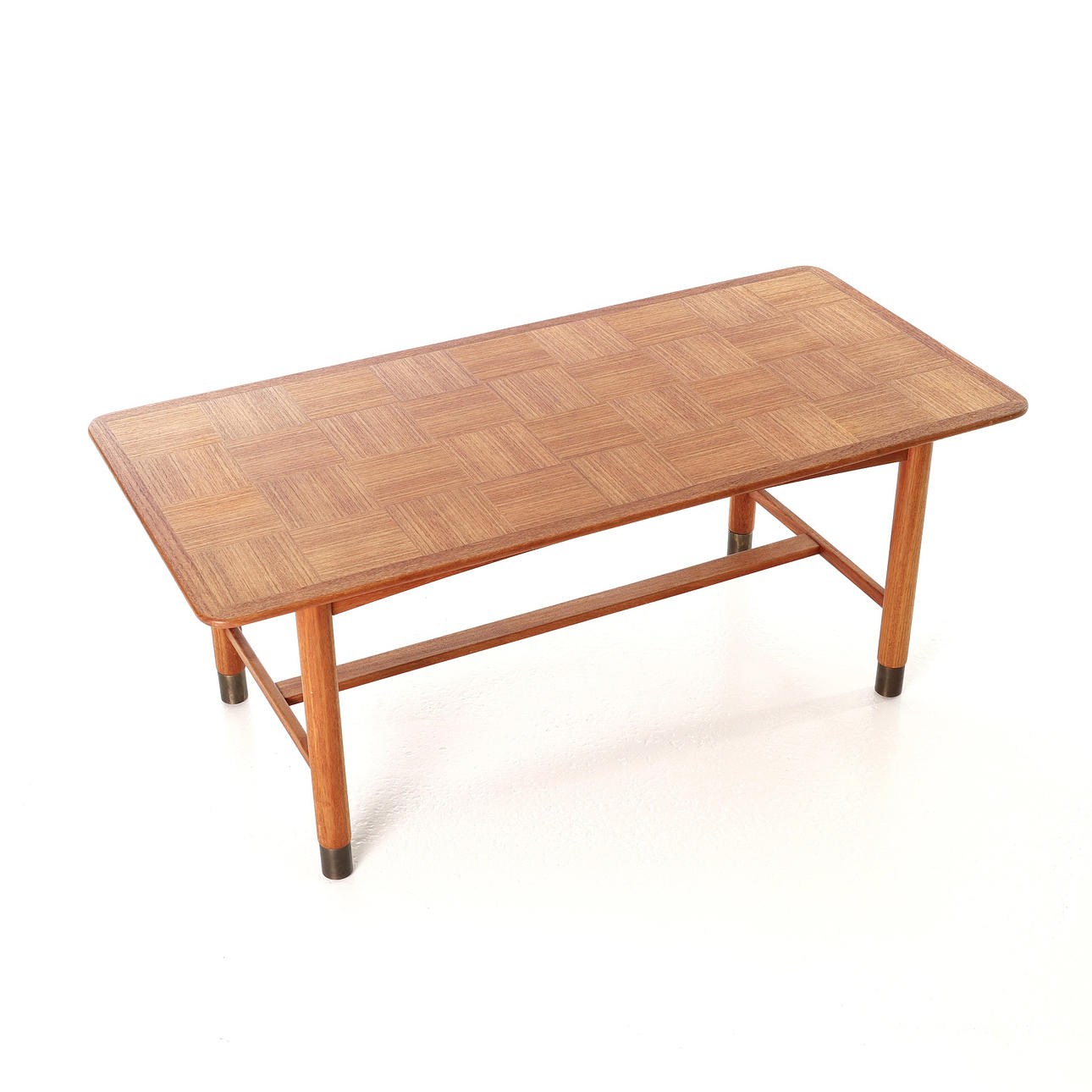 CARL-AXEL ACKING. Coffee table, oak, Bodafors, 1950/60s.