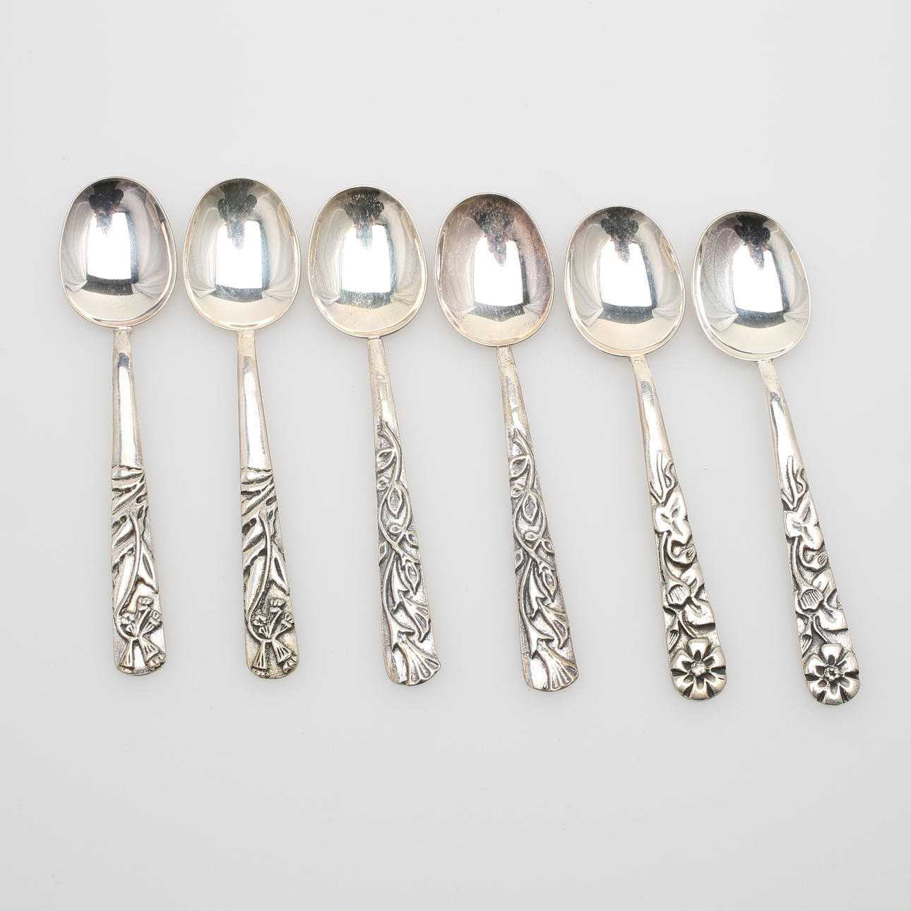 SKEDAR, 12 st, silver, 146 gram.