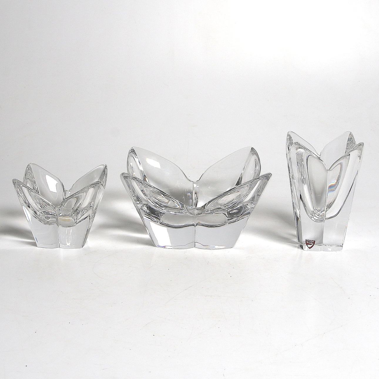 VAS samt SKÅLAR, 2 st, glas, Lars Hellsten, Orrefors.