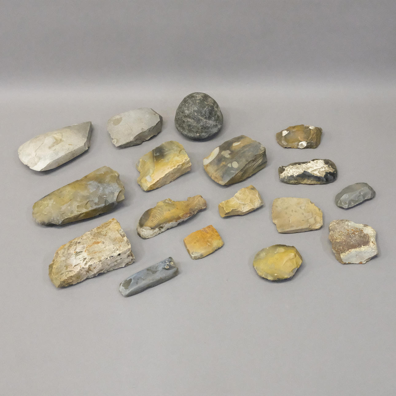 STONE AGE OBJECTS, 17 PIECES.