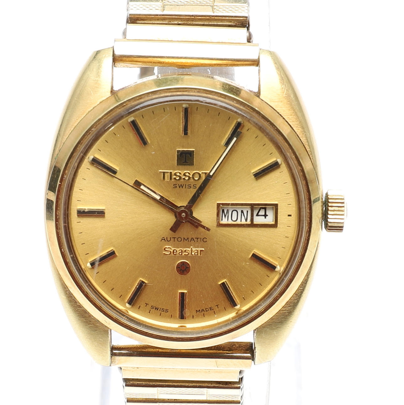 TISSOT. A GENTS AUTOMATIC SEASTAR WRIST WATCH.