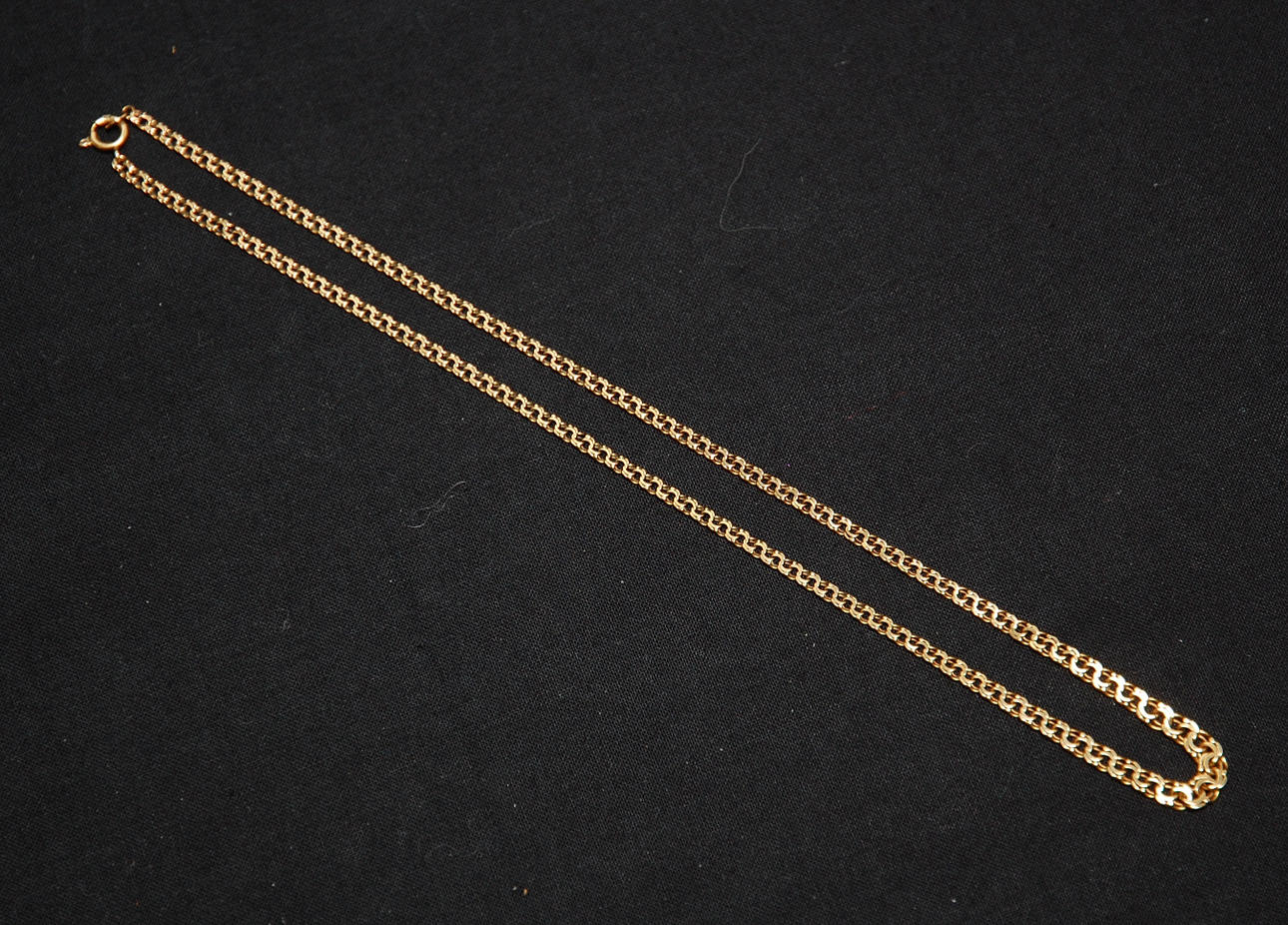 HALSBAND, Bismark, 18 K guld, vikt 8 g.
