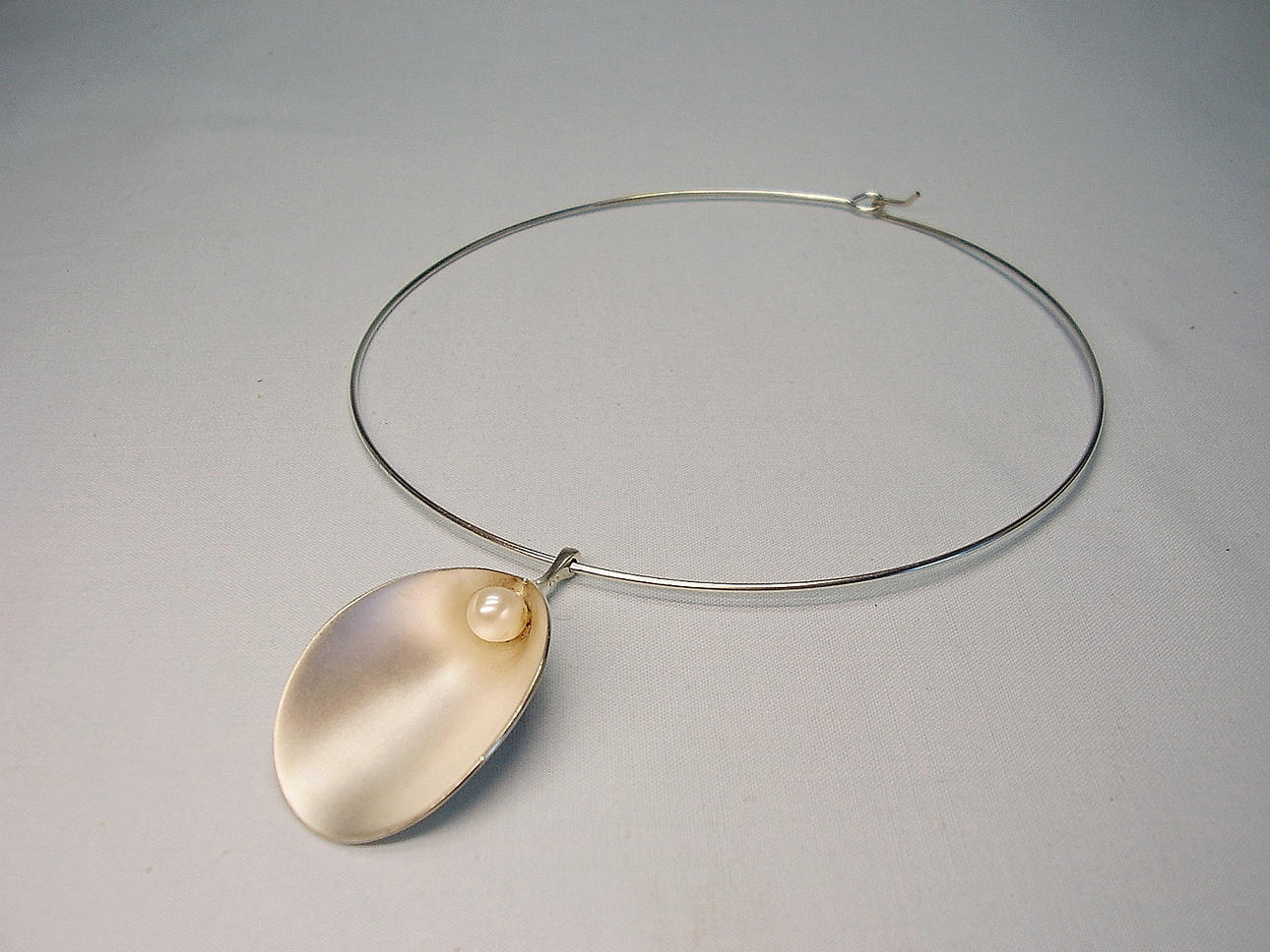 VENUS COLLIER PROFESSOR WUNDERLICH SIGNIERT.