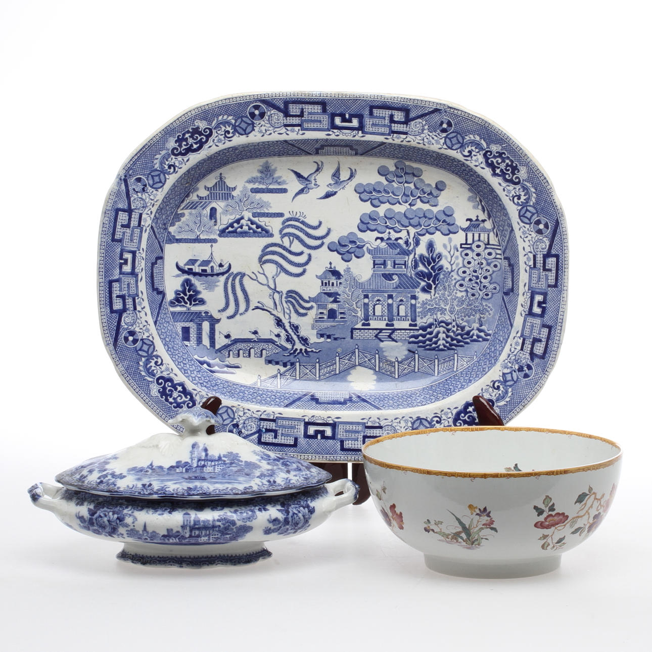 PARTI PORSLIN, 3 delar, England. bla. Wedgwood "Devon Rose".