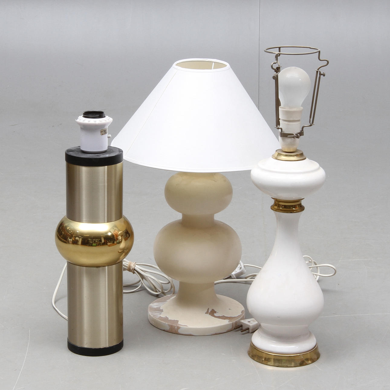 BORDSLAMPOR, 3 st, 1900-talets andra hälft.