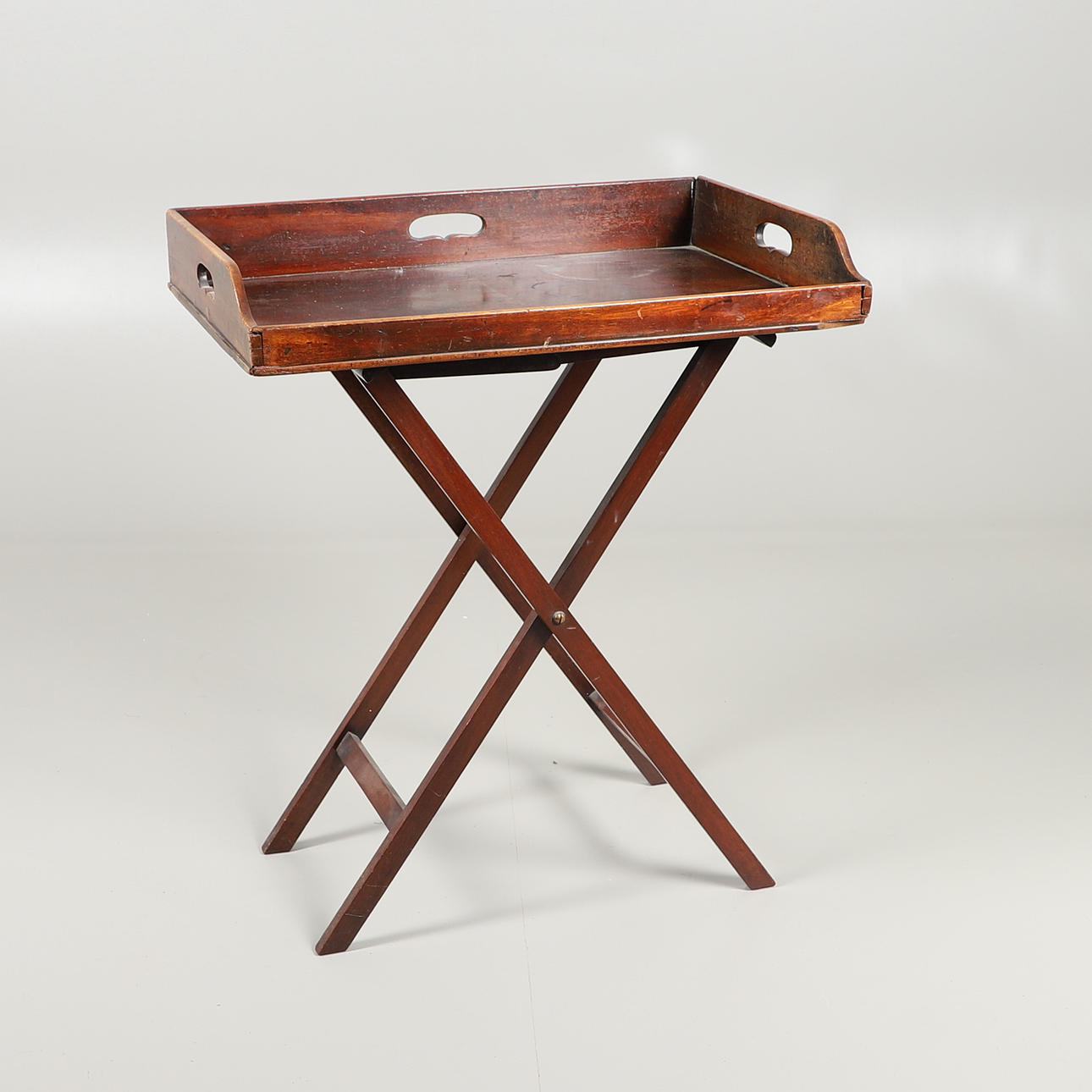 A MAHOGANY BUTLERS TRAY.