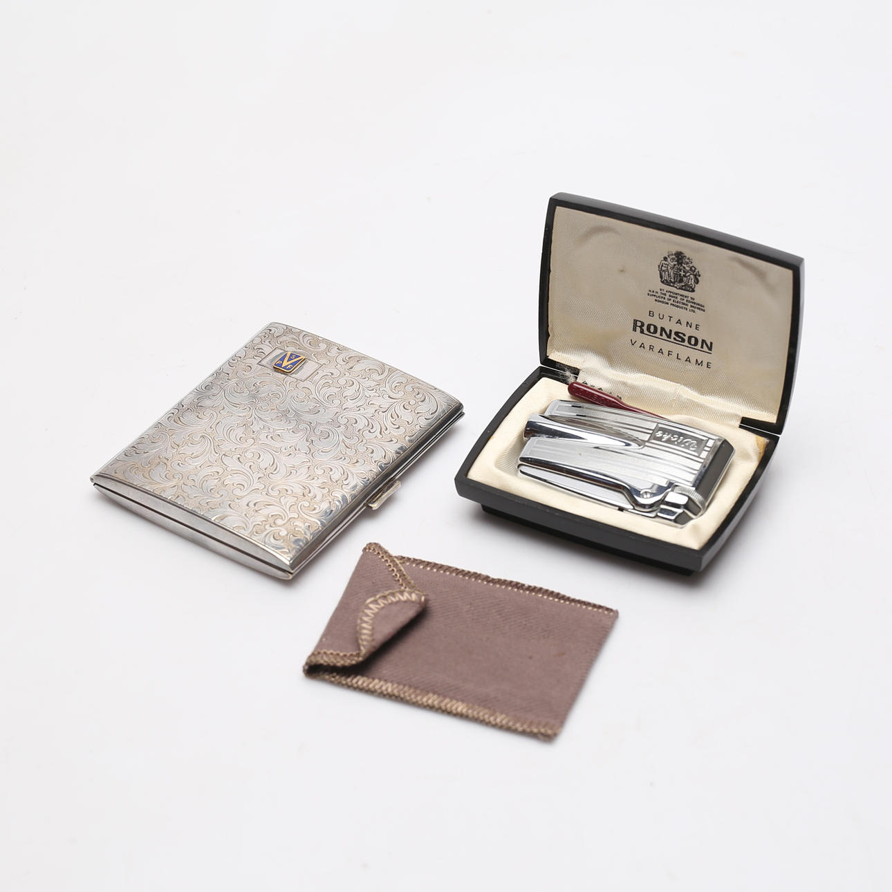 ZIGARETTEN-ETUI, Neusilber und FEUERZEUG, Ronson.