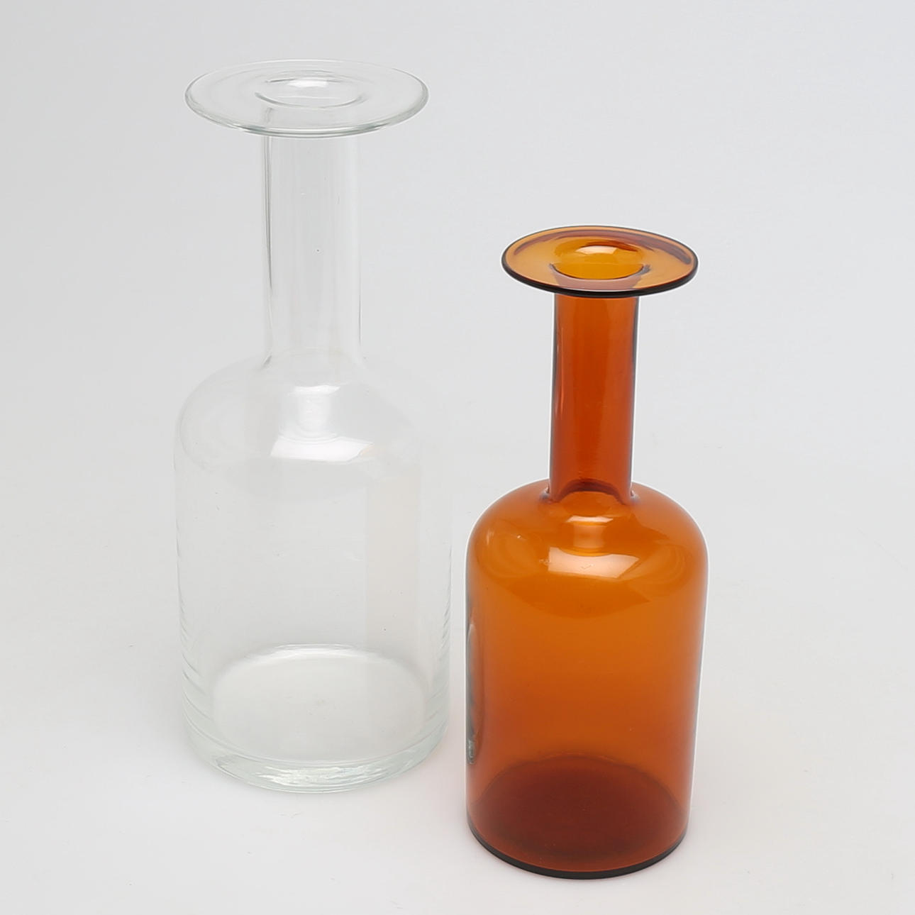 VASER i glas, 2 st, Otto Bauer, Kastrup/Holmegaard, 1900-talets andra hälft.