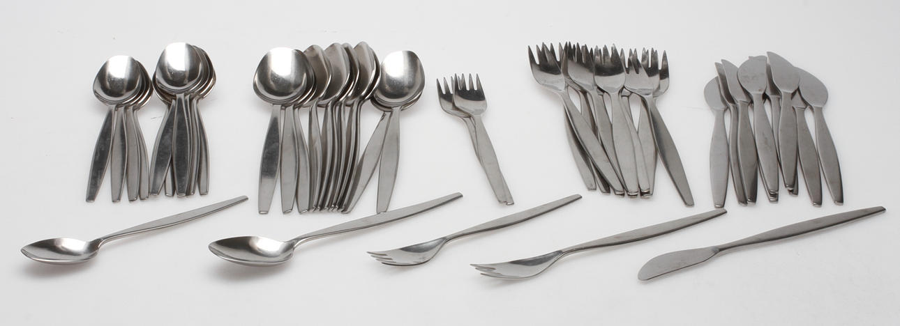 BESTICK, 49 delar, "Focus Steel", Folke Arström, Gense, 1900-talets andra hälft.