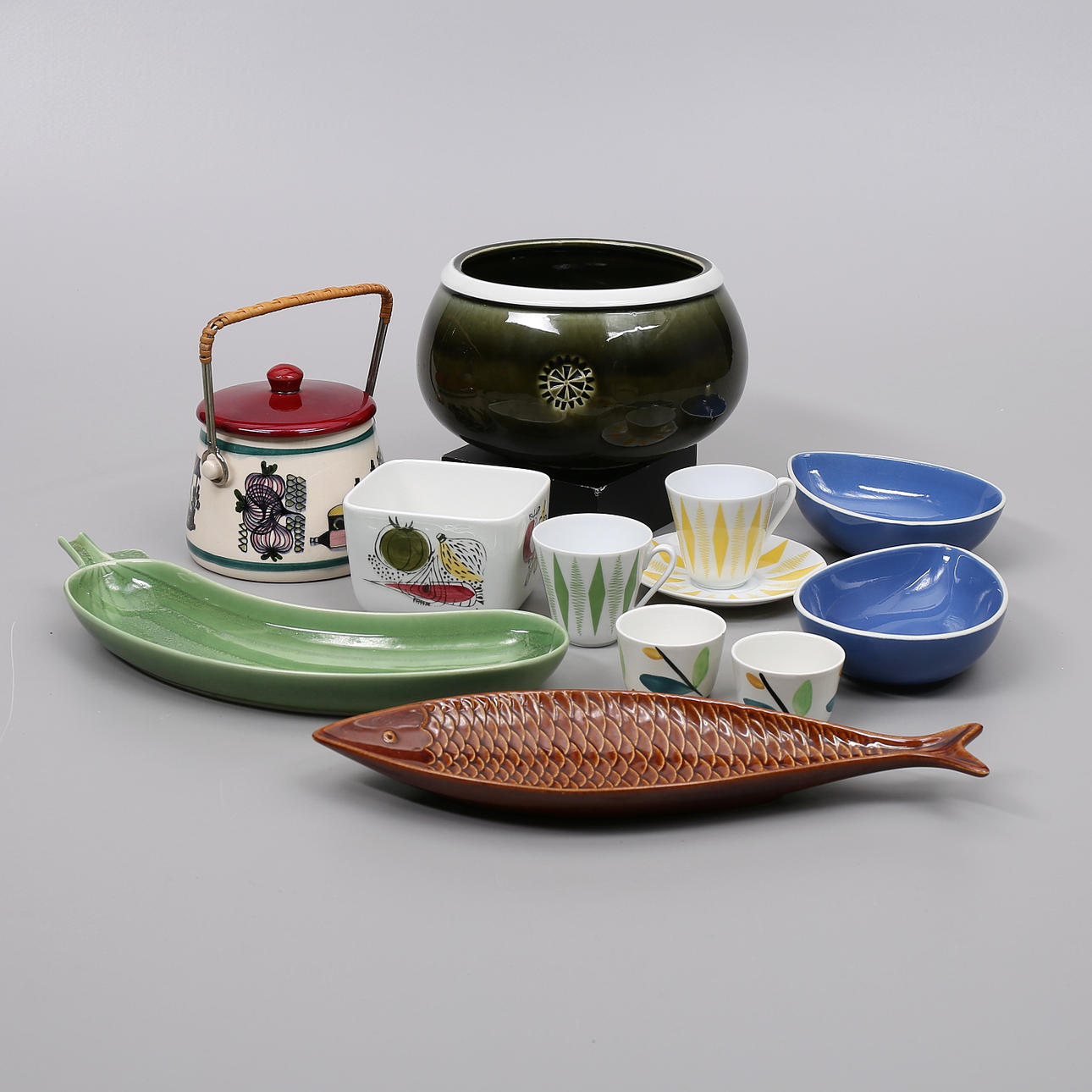 PORSLINSFÖREMÅL, 11 st, Rörstrand/Gustavsberg.