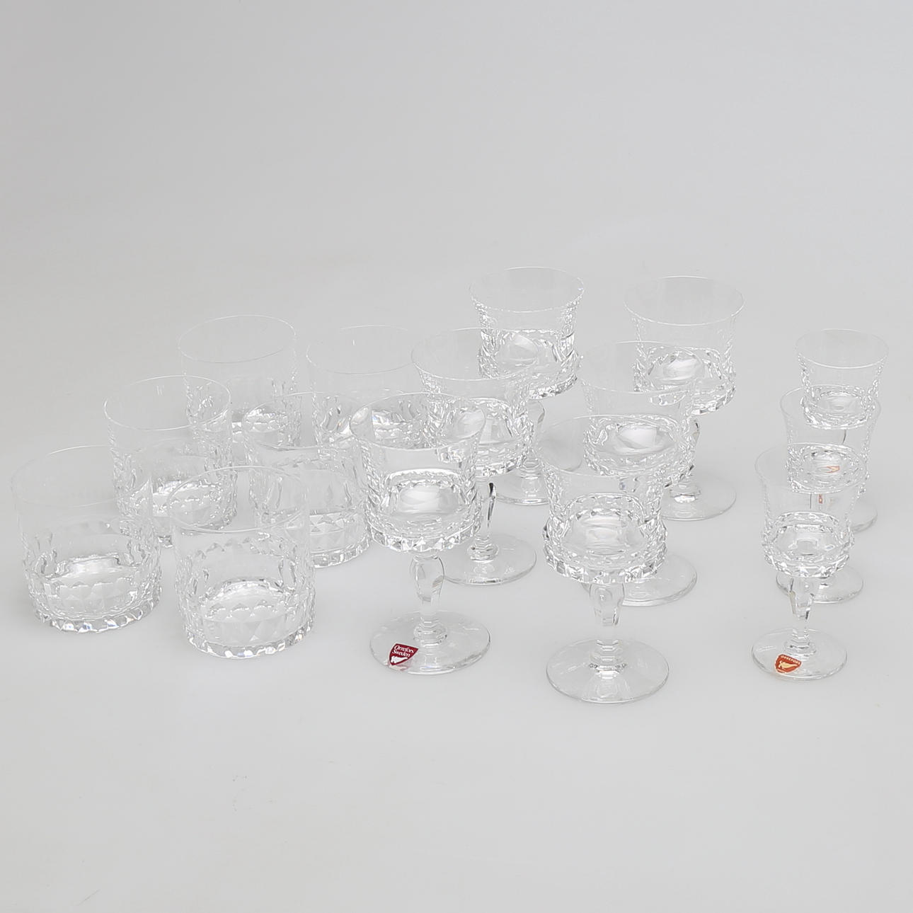 GLASSERVISDELAR i helkristall, 15 st, "Silvia", Ingeborg Lundin, Orrefors, 1957.