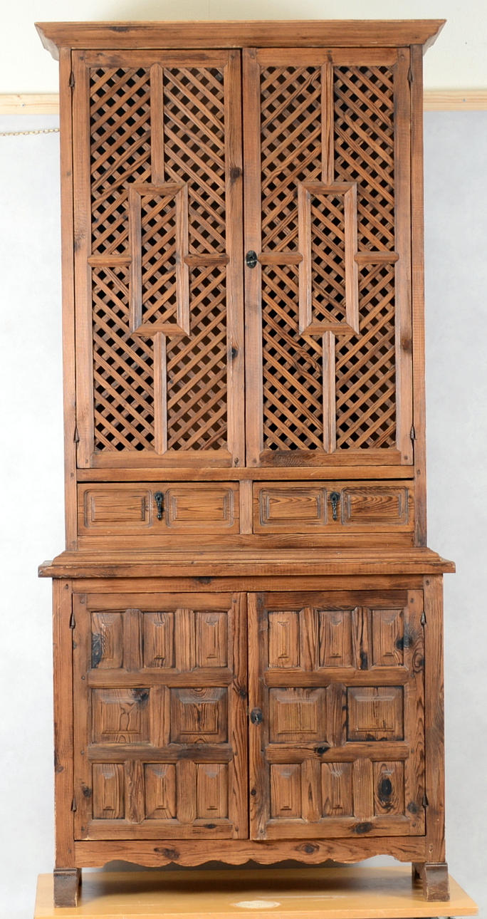 VITRINSKÅP, modern tillverkning.