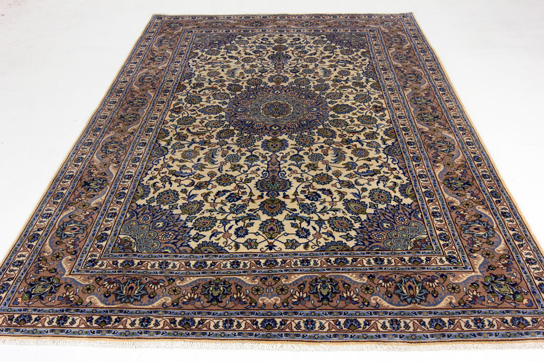 ORIENTALISK MATTA, orientalisk, 290 x 195 cm.