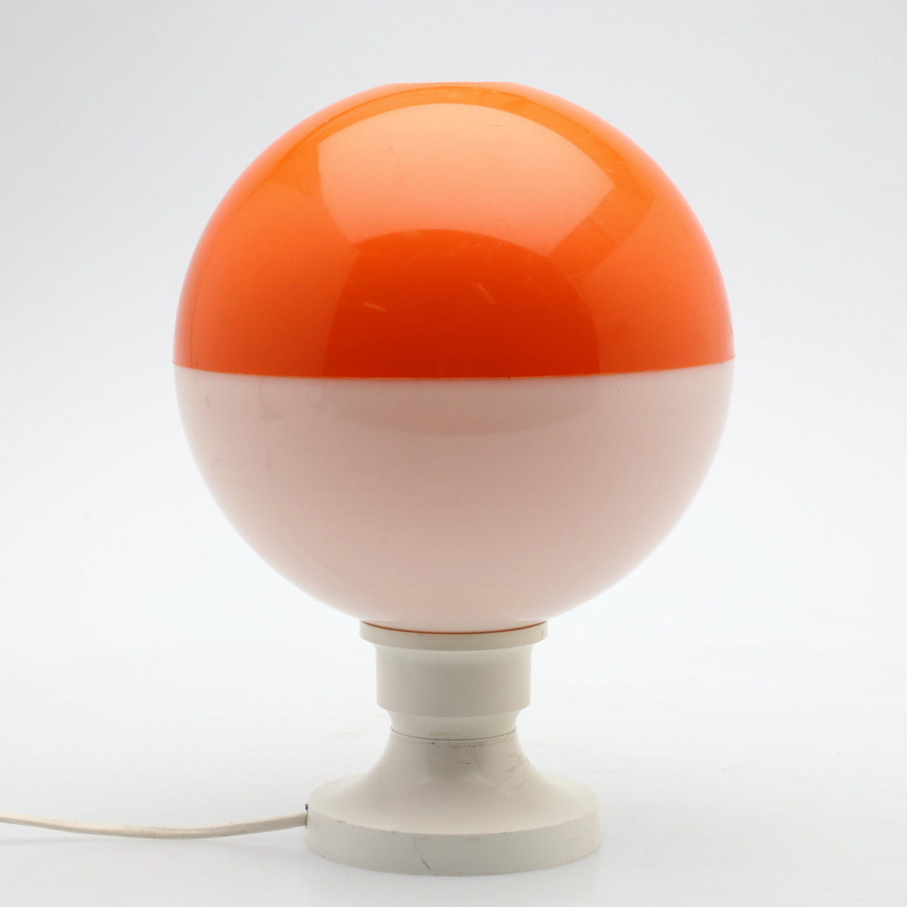 TABLE LAMP, plastic, 1960s/70s.