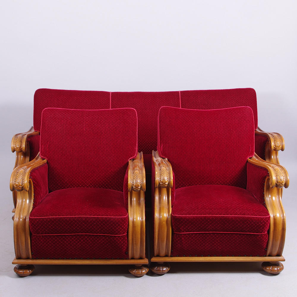 SALONGSGRUPP, chippendalestil, röd plysch, ek/björk.