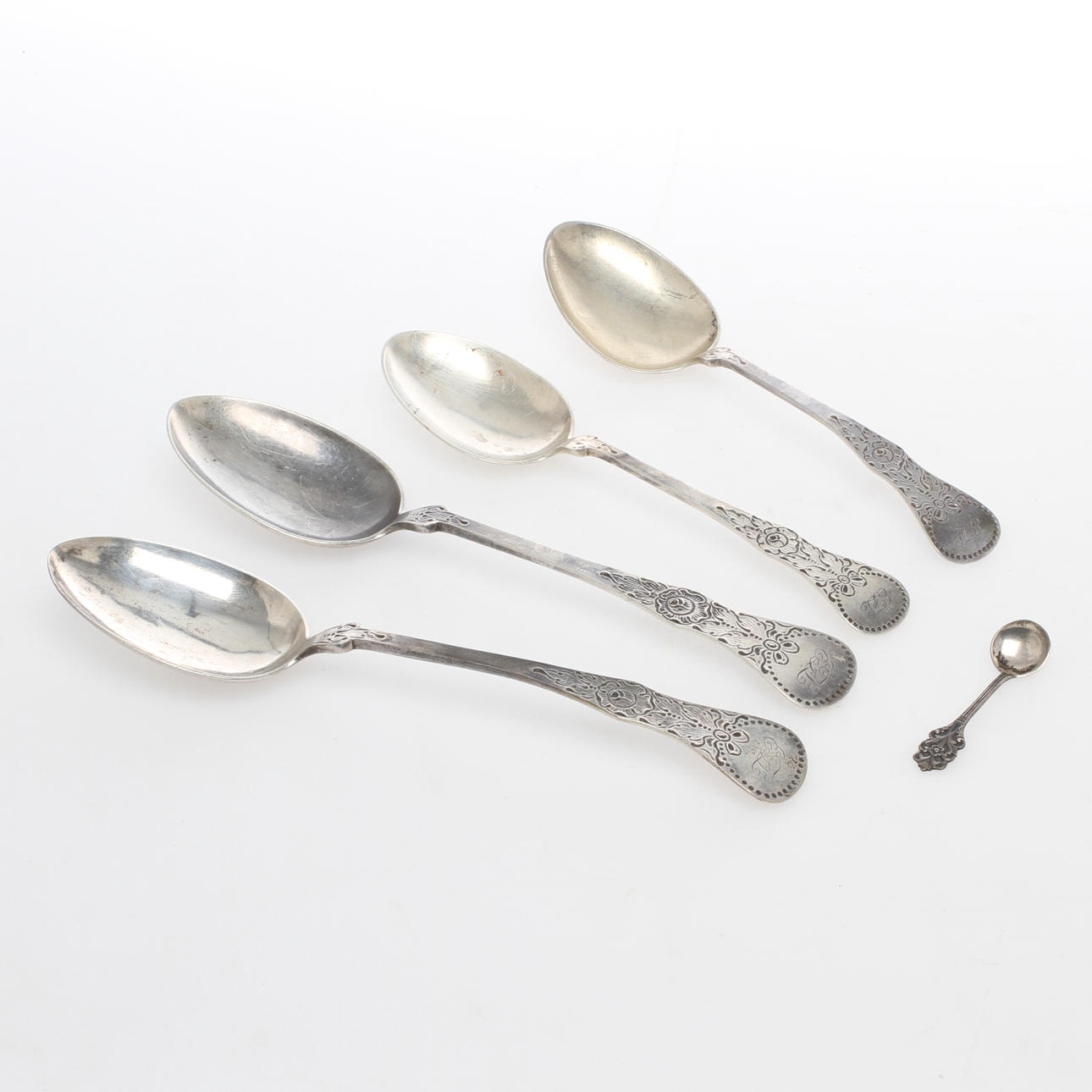 SKEDAR, 2+2+1 st, varav 4 st J. Tostrup 1913, Norge.