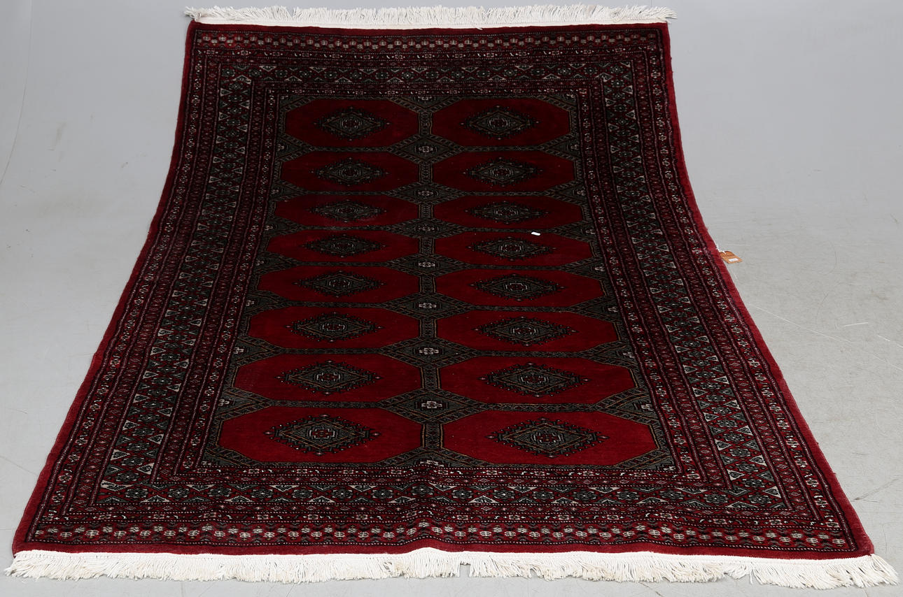 MATTA, Pakistan, ca. 228x158 cm.