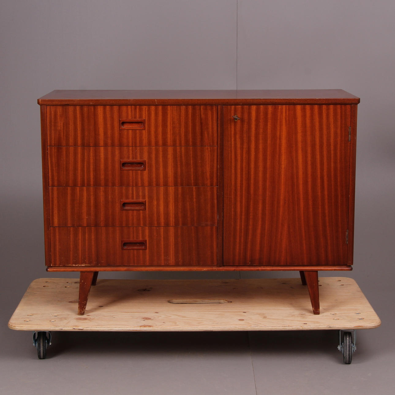 SIDEBOARD, teak, 1900-talets mitt.