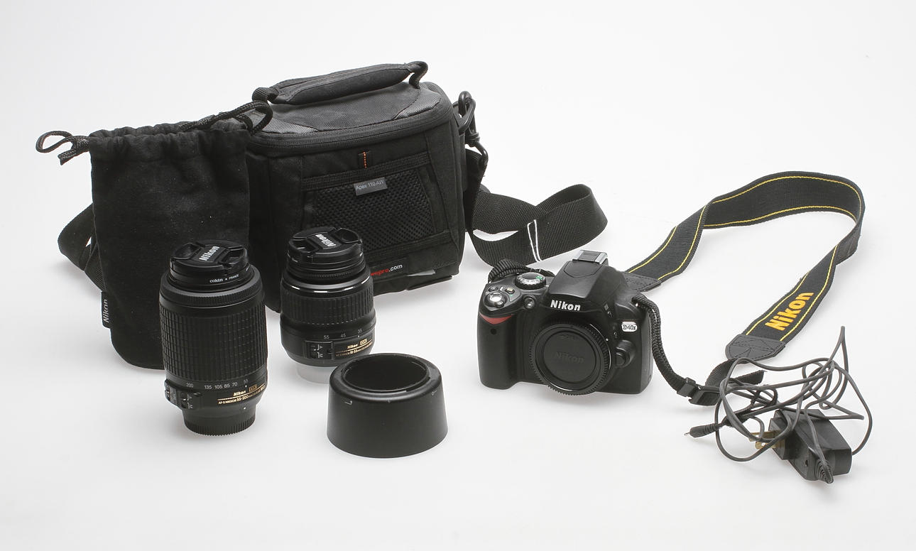 DIGITALKAMERA, Nikon D40x med OBJEKTIV, 2 st.
