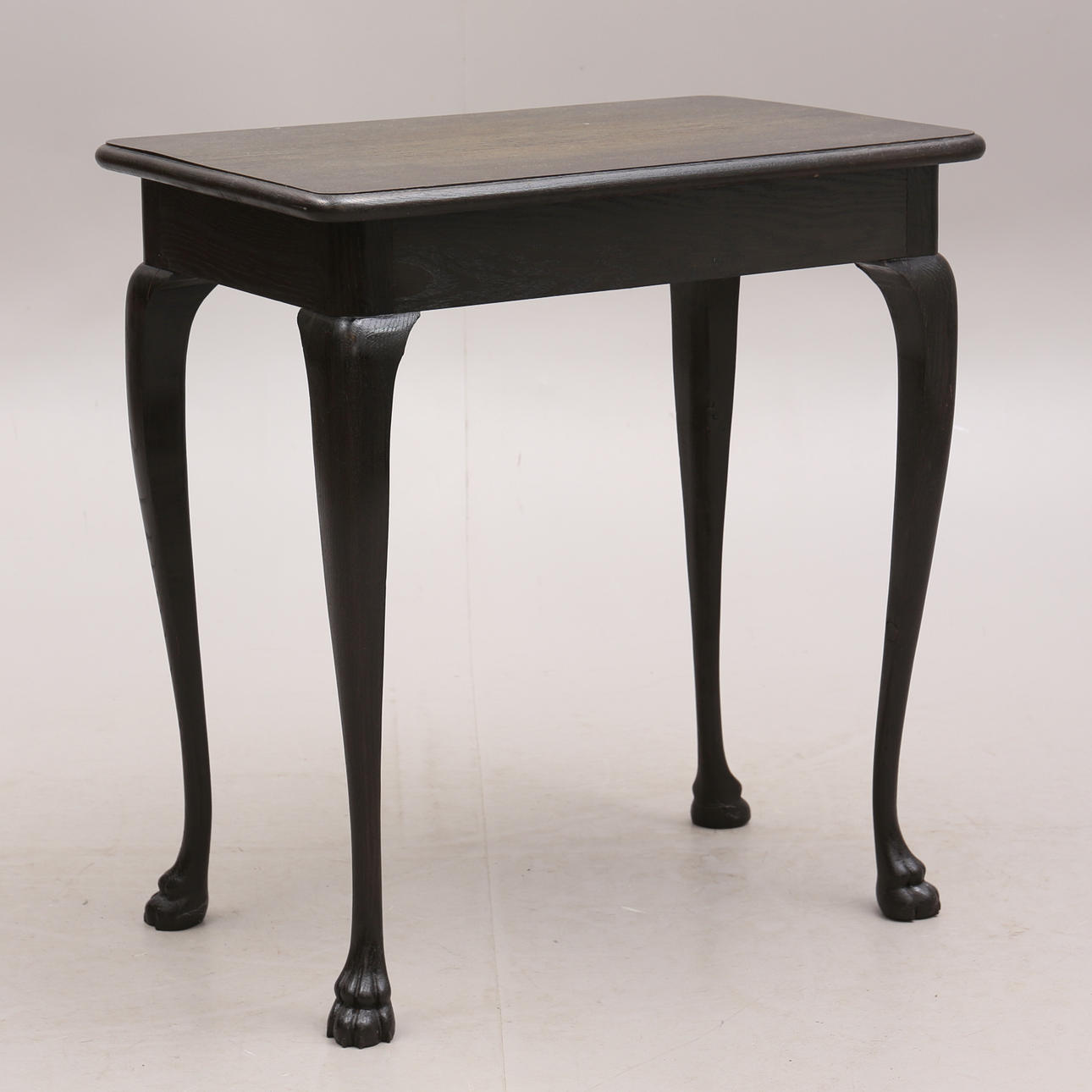 WINDOW TABLE, oak, Chippendale style, early 20th century.