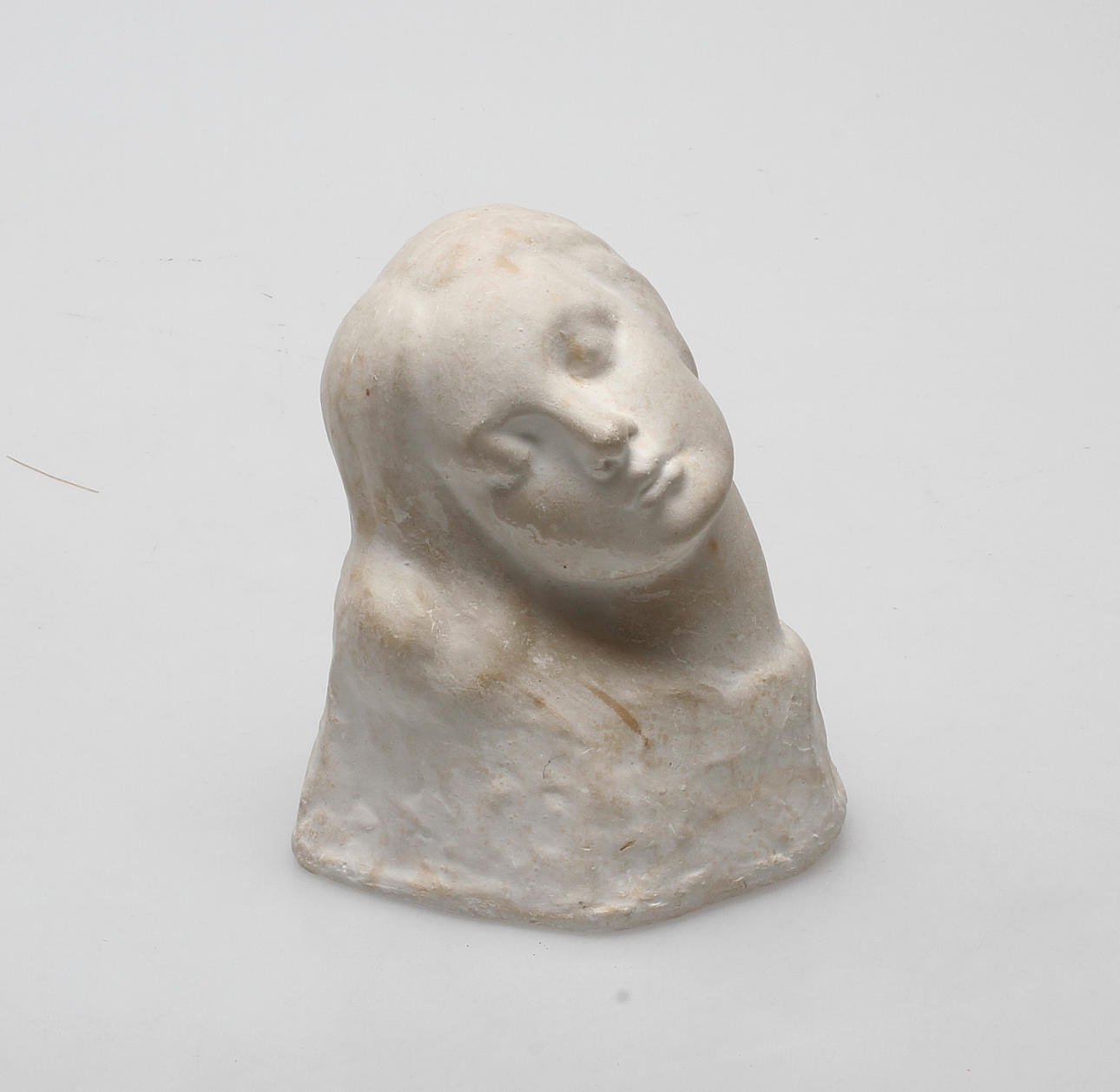 CARIN NILSSON. Skulptur, gips, signerad och daterad 49.