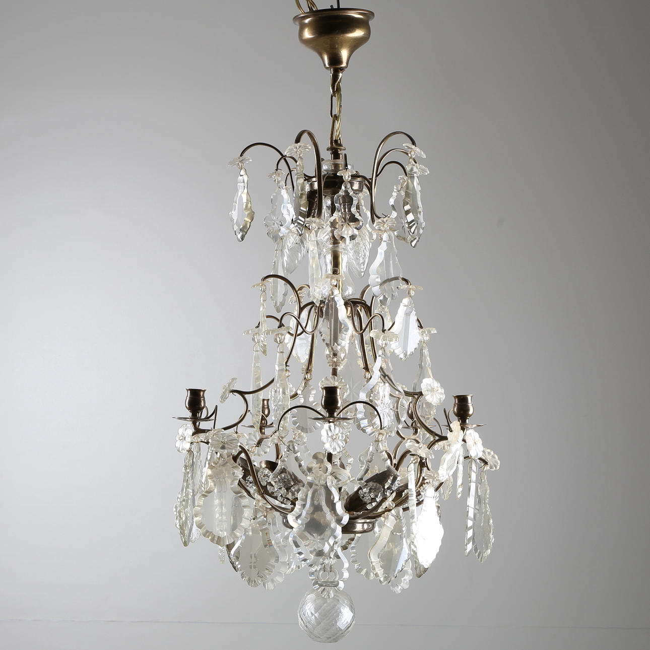 KRISTALLKRONA, 1900-tal.