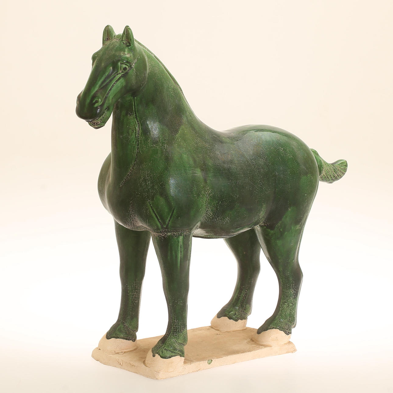 TANGHEST, earthenware, oriental, contemporary.