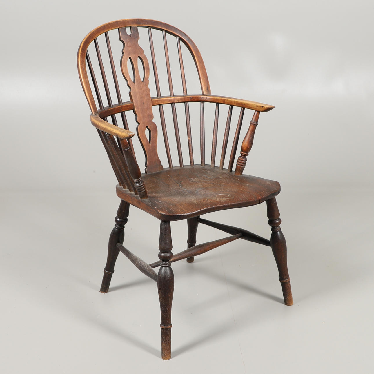 EICHE STICKBACK ELLBOGENSTUHL.