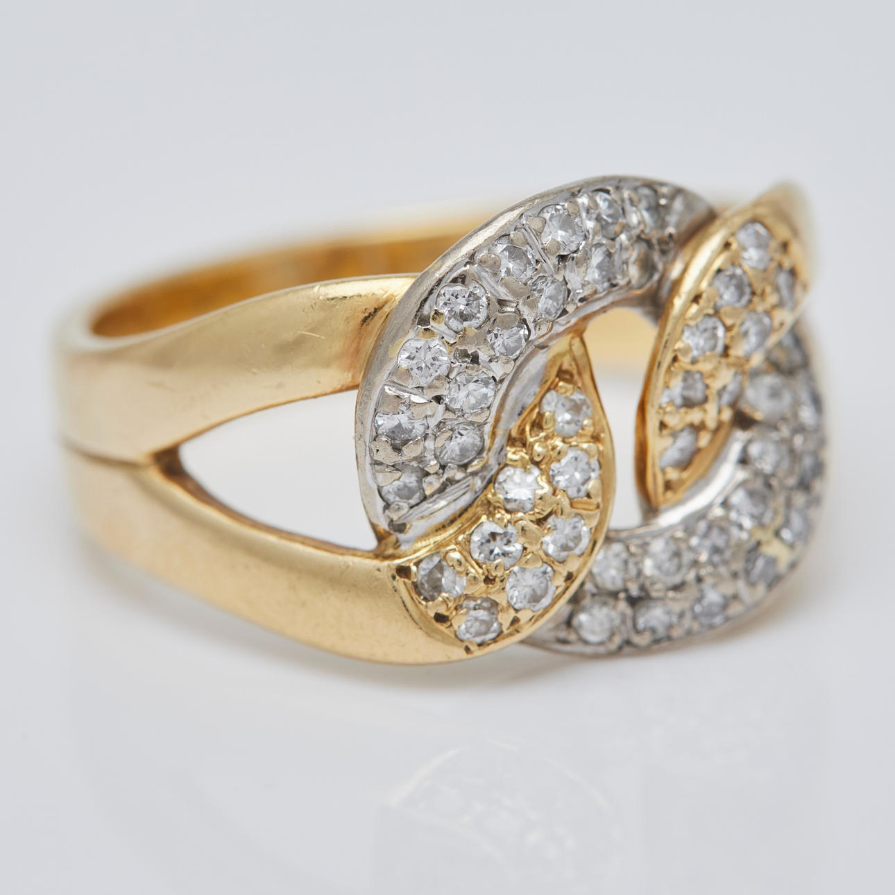 ring, 750 vitt och gult guld, diamanter.