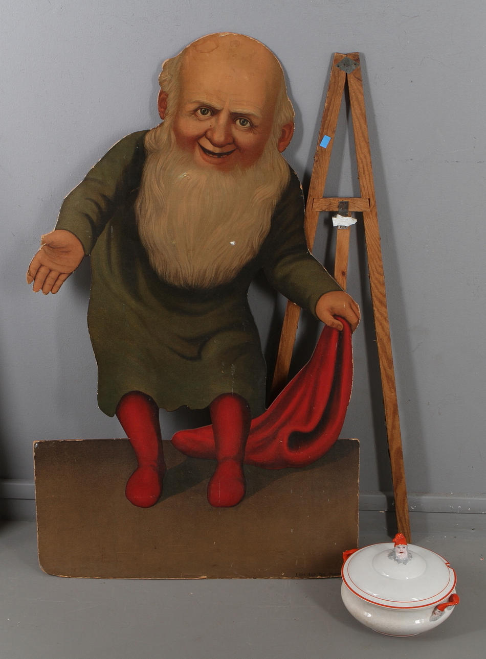 PLANSCH, tomtemotiv, GRÖTSKÅL, porslin, trol. Göteborg, 1900-tal.