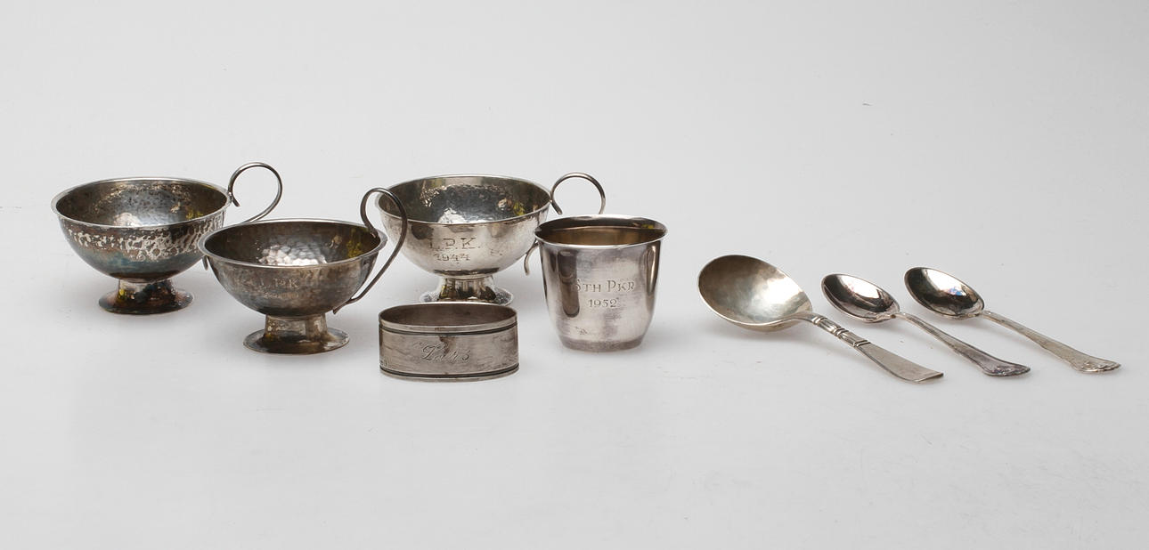 SILVER, ca 193 gram.