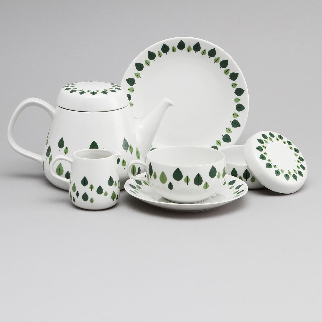 TESERVIS, 19 delar, porslin, "Park", Form Scandinavia, Rörstrand.