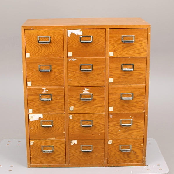 DOKUMENT-/ARKIVSKÅP, ek, 1900-talets mitt.