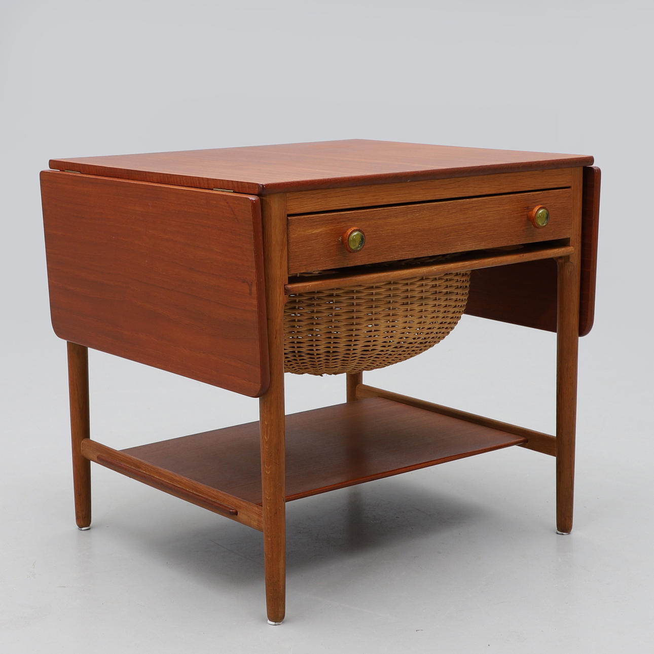 HANS J WEGNER. Sybræt, "AT-33", Andreas Tuck, Danmark.