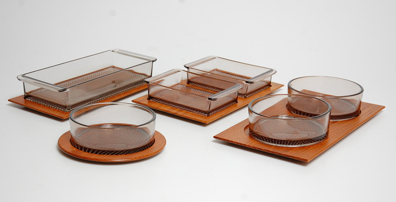 SALLADIERE, 6 st med teakbrickor, Märkta Karl Holmberg Götene.